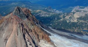 Mount Jefferson Wilderness, una splendida area selvaggia da visitare tutto l’anno vetta-monte-jefferson