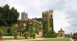 Castello di Celsa: un gioiello rinascimentale nella campagna toscana castello di celsa