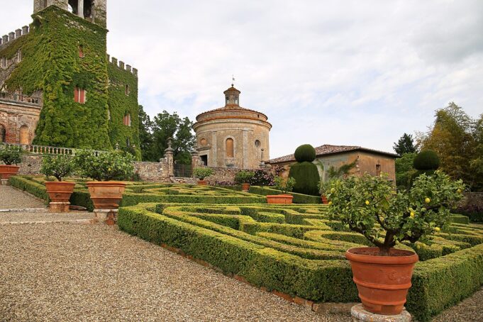 Castello Rinascimentale Castello di Celsa: un gioiello rinascimentale nella campagna toscana ...