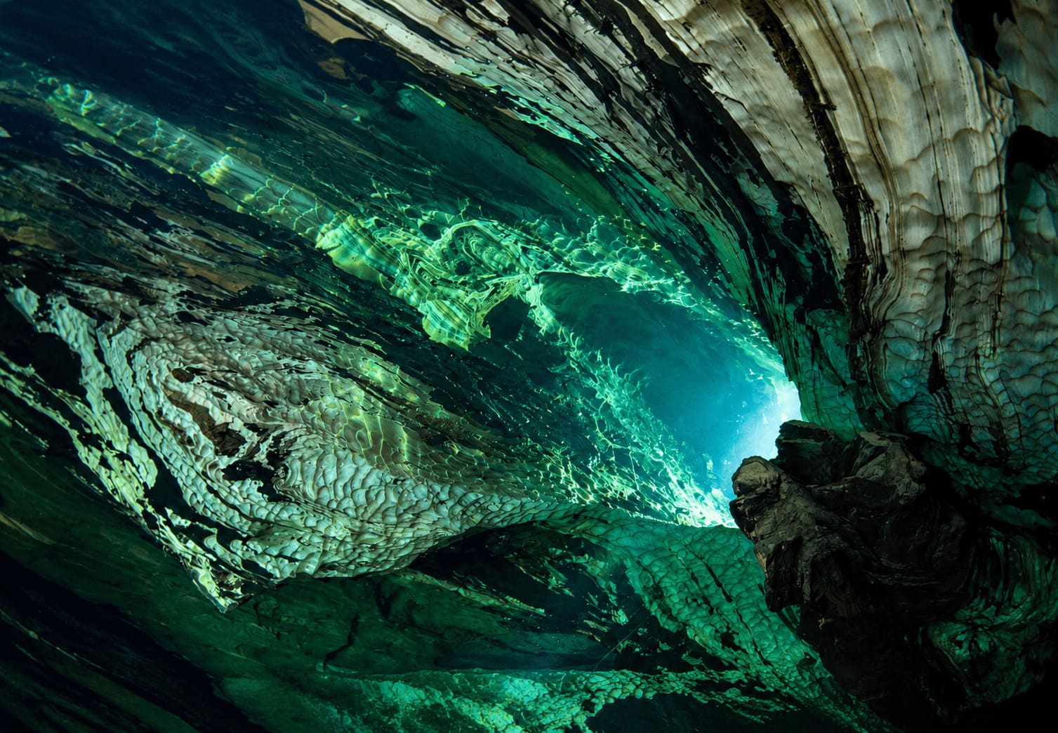 Pluragrotta